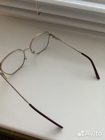 Очки с диоптриями -3.5 или оправа очков