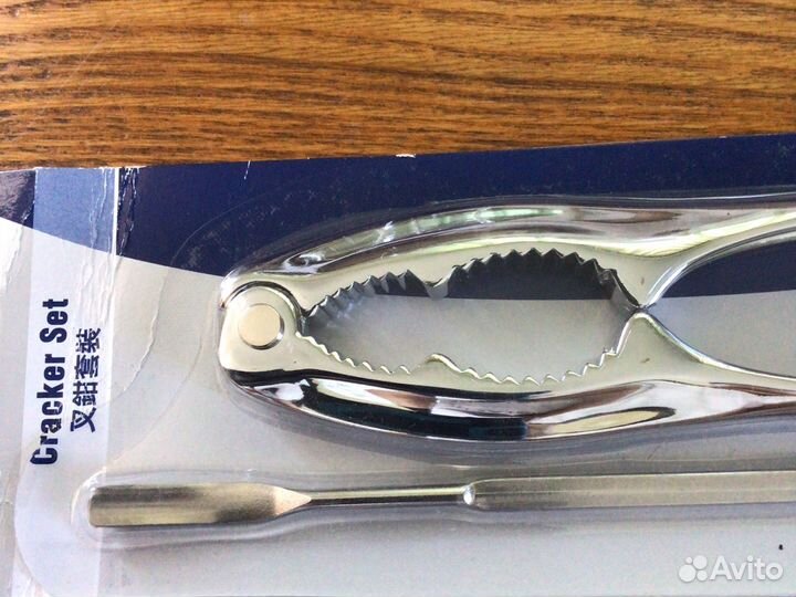 Орехокол новый