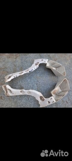 Кронштейн заднего бампера Ford Focus III (2011—201