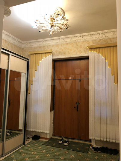 Дом 270 м² на участке 10 сот.