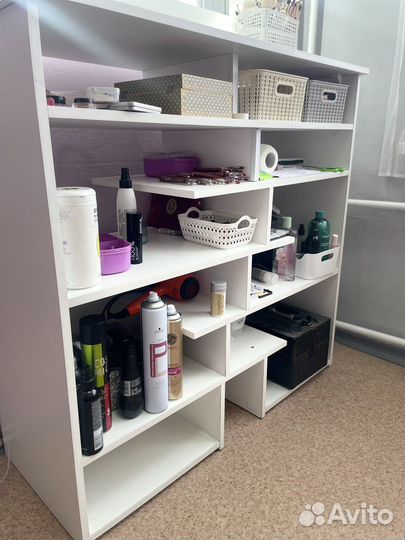 Гримерное зеркало с тумбой