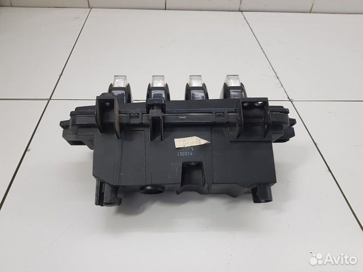 Фара противотуманная передняя (левая)