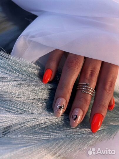 Маникюр педикюр