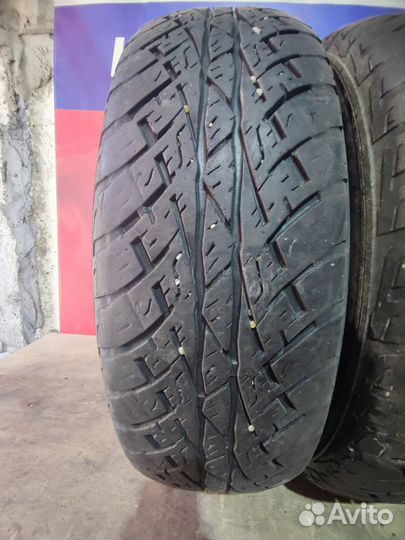 Toyo Tranpath S/U 215/70 R16