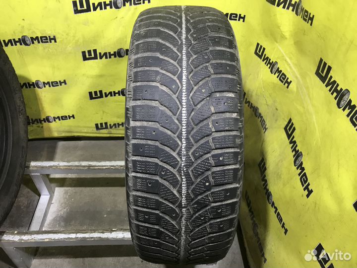 Bridgestone Blizzak Spike-01 235/60 R18