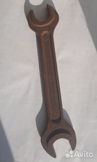 Омедненный рожковый ключ 24 на 27 мм