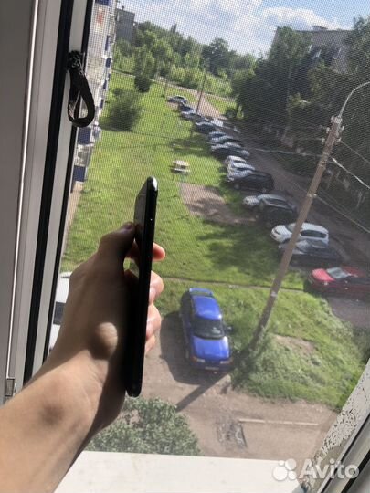 iPhone 7, 32 ГБ