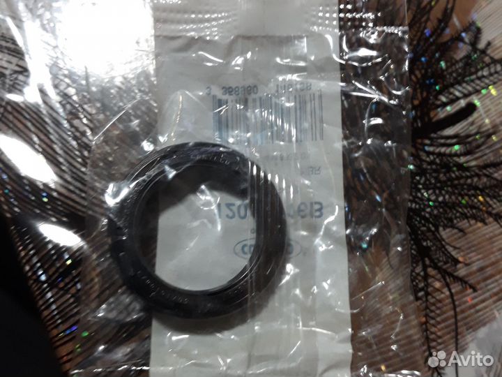 Сальник кпп вспомогательных механизмов 25x35x7 \ZF