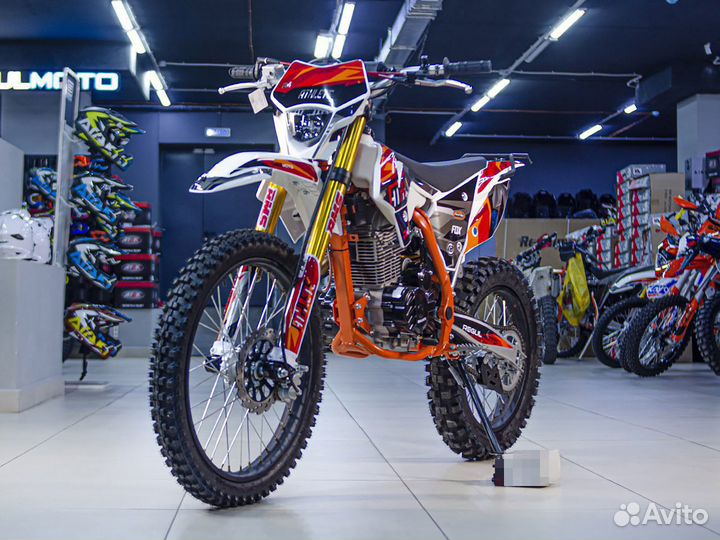 Мотоцикл Regulmoto Athlete 250 21/18 Витринный