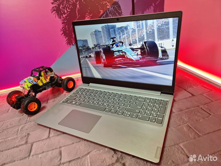 Ноутбук Lenovo Core i3 1005G1 SSD 512Gb FHD 15.6