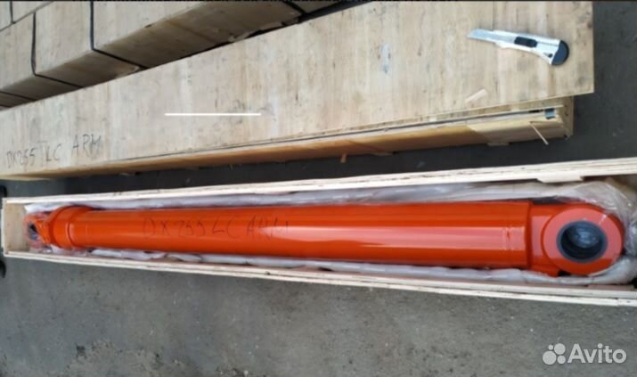 Гидроцилиндр для экскаватора Hitachi