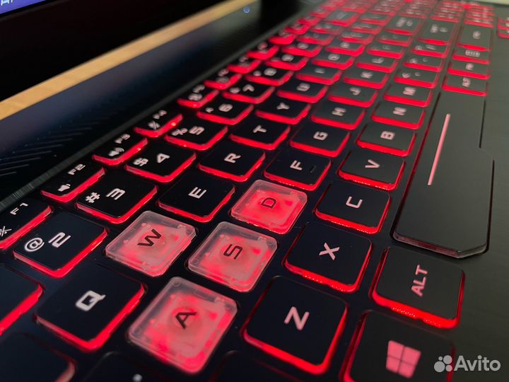 Игровой ноутбук Asus / как новый / 120Hz / IPS