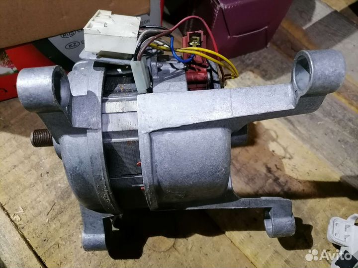 Двигататель стиральной машины ardo