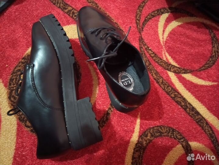 Обувь женская 39 размер