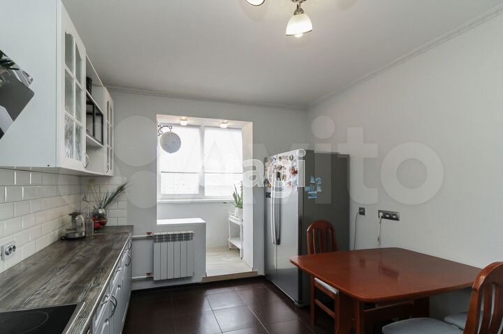 2-к. квартира, 74 м², 10/10 эт.