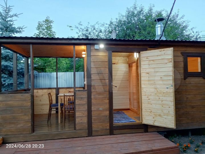 Дом 180 м² на участке 7 сот.