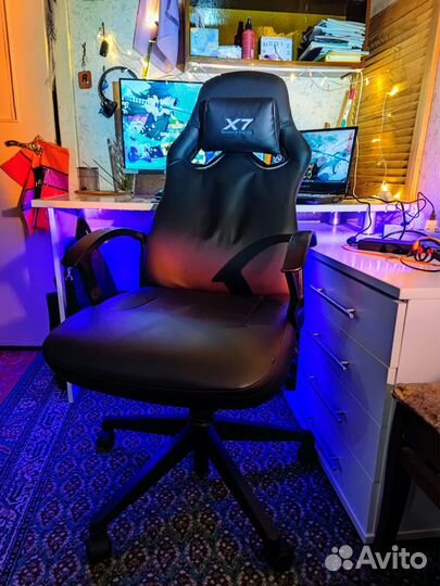 Кресло игровое, компьютерное A4Tech X7 GG-1000B