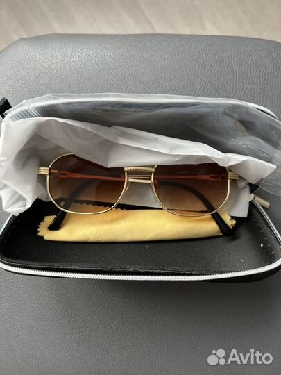 Солнцезащитные очки