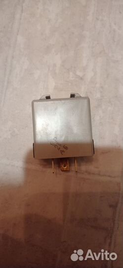 Реле Mitsubishi Pajero 2