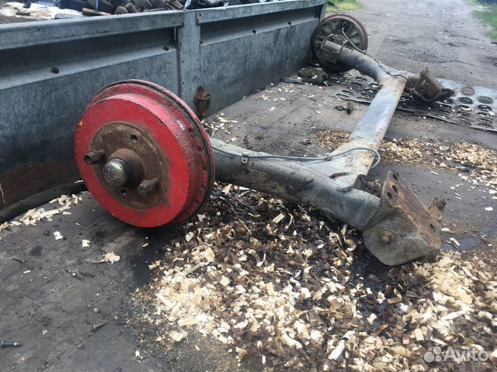 Задняя балка Volkswagen Vento