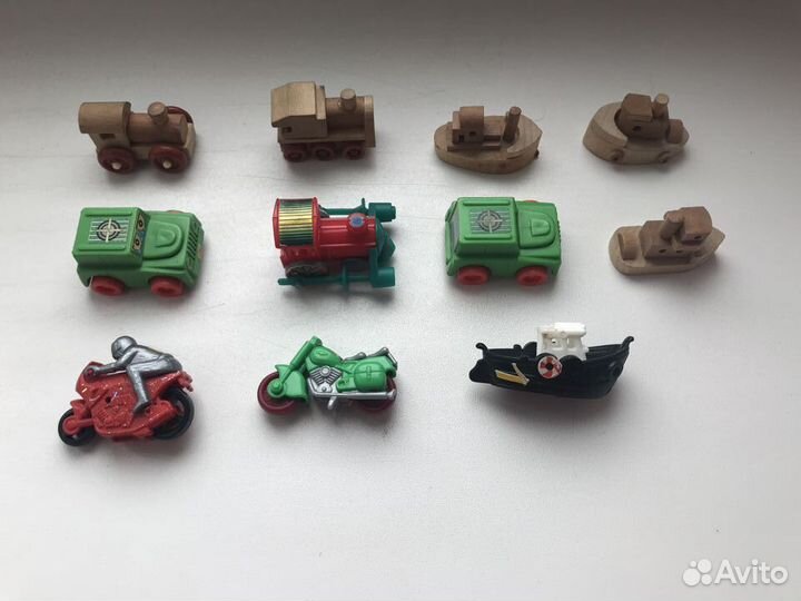 Игрушки из киндера 90-х, много разных