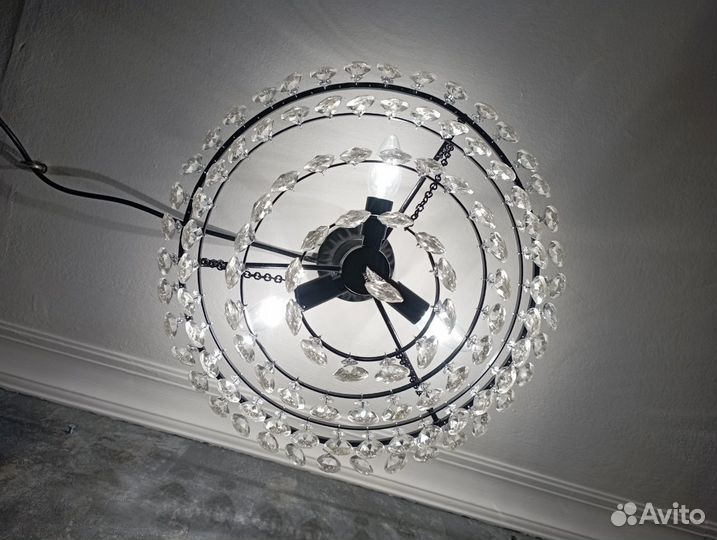 Чёрная хрустальная люстра с подвесками