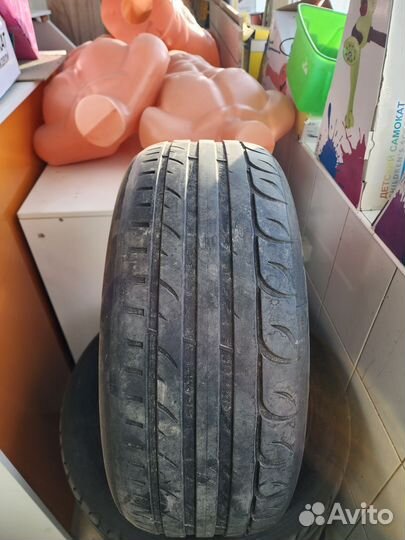 Kormoran Ultra High Performance 225/50 R17