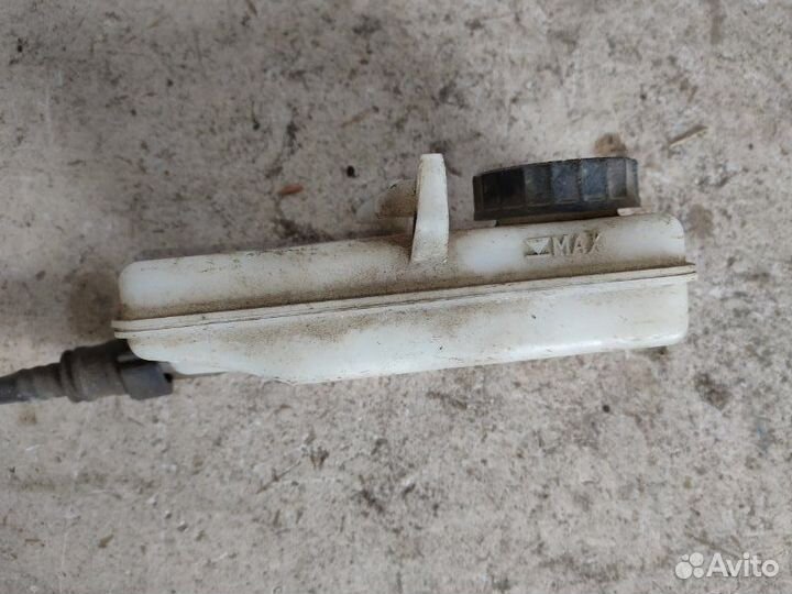 Бачок для тормозной жидкости Peugeot 307 2001-2008