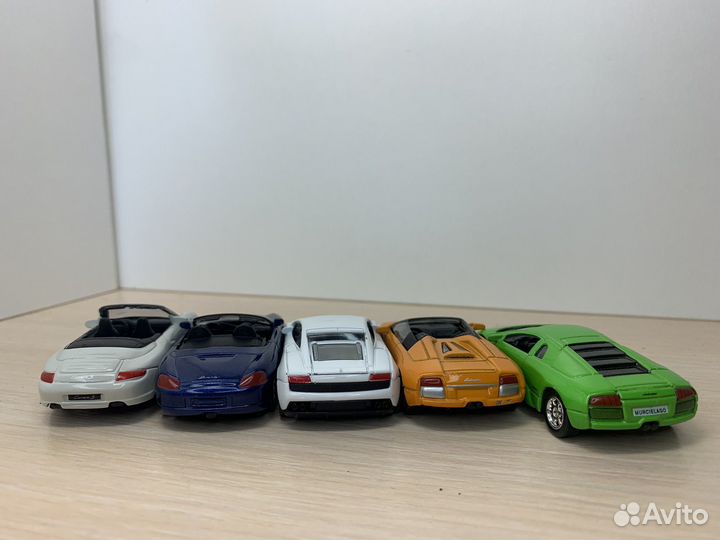 Коллекционные модельки Welly