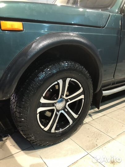 LADA 4x4 (Нива) 1.7 МТ, 1995, 20 000 км