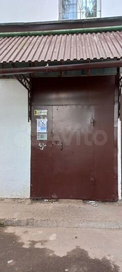 4-к. квартира, 82 м², 1/9 эт.