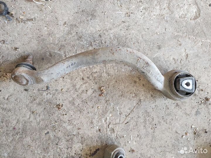 Рычаг передний верхний правый подвески BMW X5 (E70