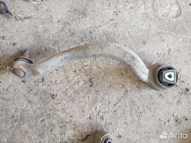 Рычаг передний верхний правый подвески BMW X5 (E70