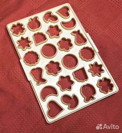 Форма для печенья 24 фигурки новая