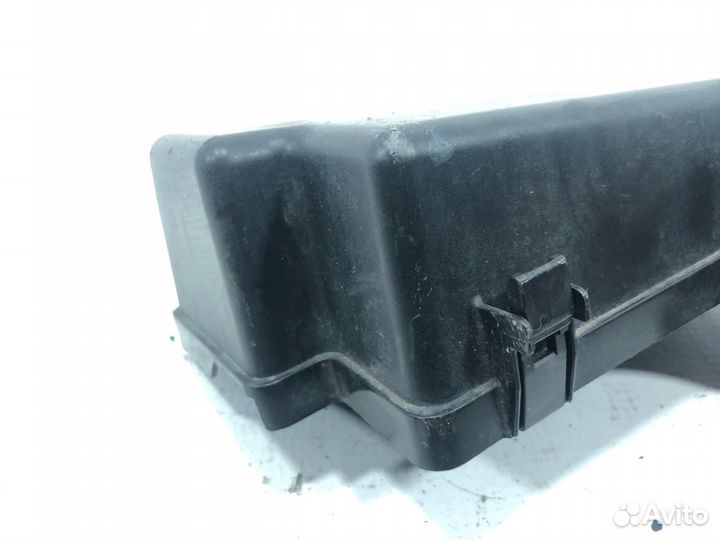 Кожух блока предохранителей Subaru Impreza Wrx GGA