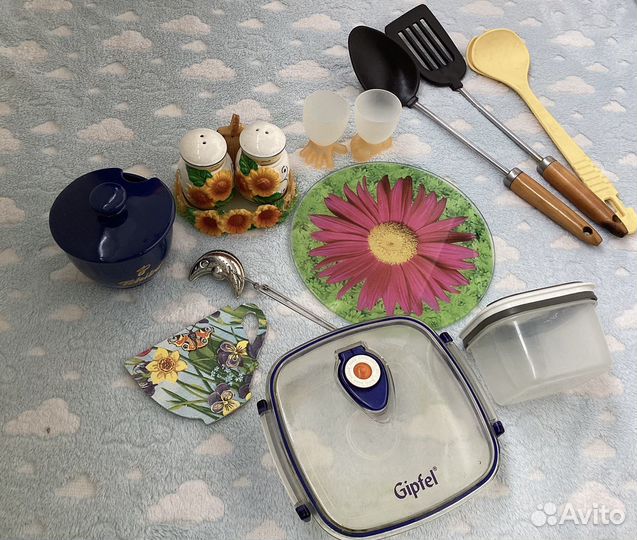 Пакетом посуда и утварь новая и б/у