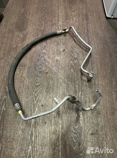 Трубка кондиционера Defender 300tdi 2.5 дизель