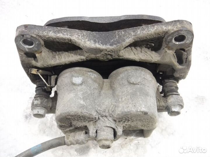 Суппорт передний правый