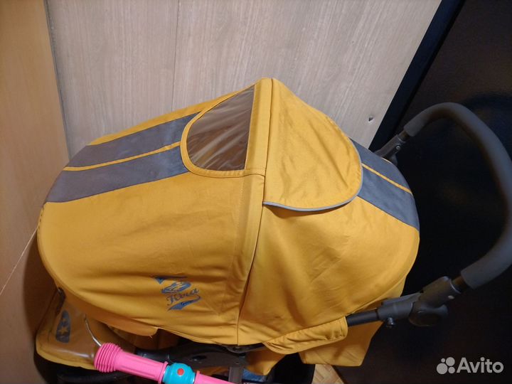 Прогулочная коляска