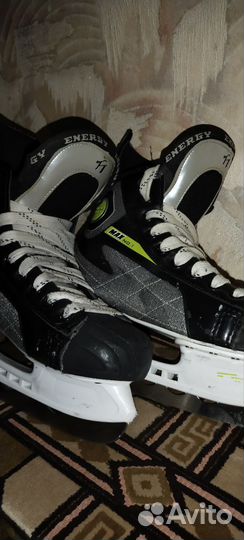 Коньки хоккейные 42 размер