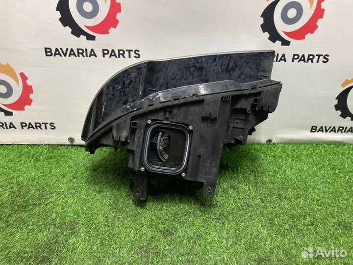 Фара передняя правая Bmw X3 E83 2.5 N52 2009