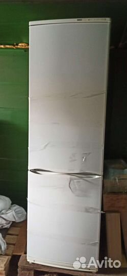 Холодильник атлант двухкамерный