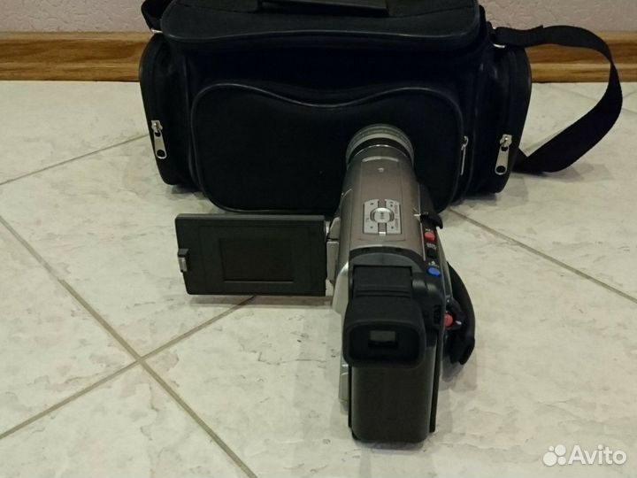 Видеокамера Panasonic nv-vz 10