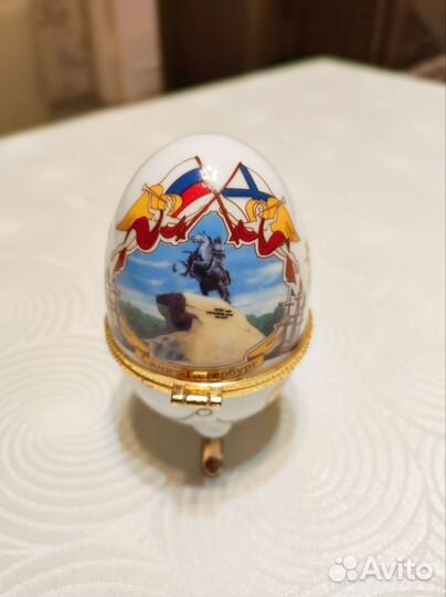 Шкатулка яйцо б/у