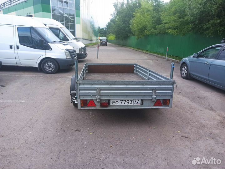 Прицеп легковой