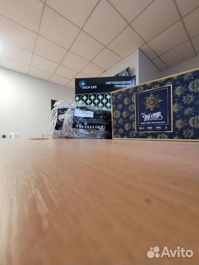 Новогодняя гирлянда уличная