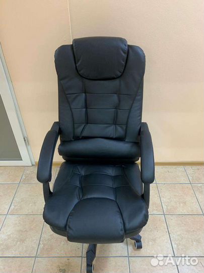 Кресло руководителя с массажем (компьютерное)