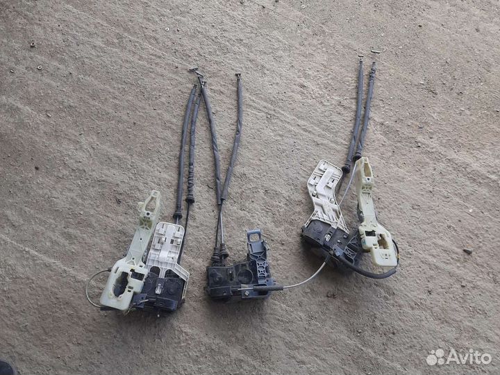 Замок двери Hyundai Sonata 6