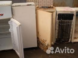 Отдам холодильник-самовывоз