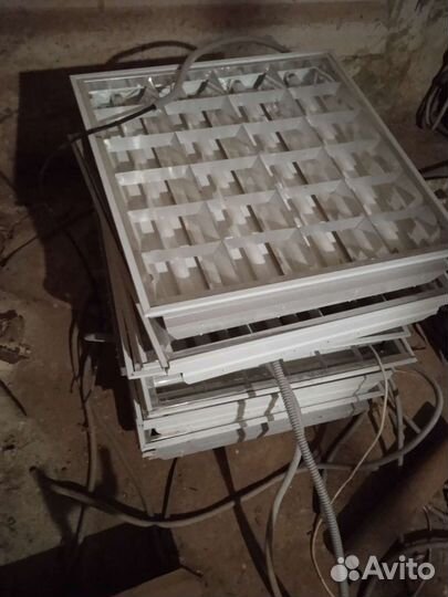 Светильник потолочный